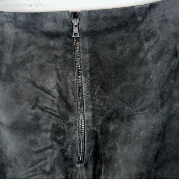 Alice + Olivia Lamb Leather Ruched Tulip Wrap Mini Skirt in Black Size 8 - Picture 4 of 8